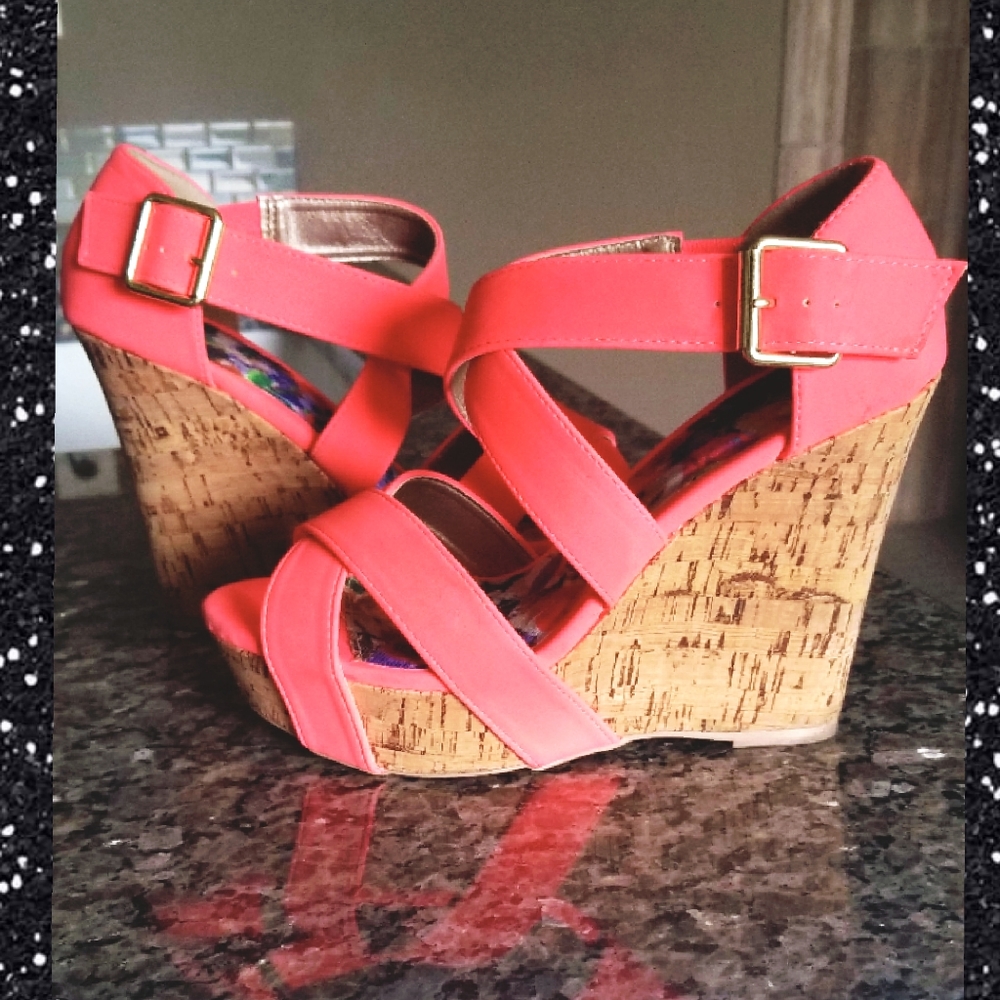 Qupid bright coral wedges - stunning!